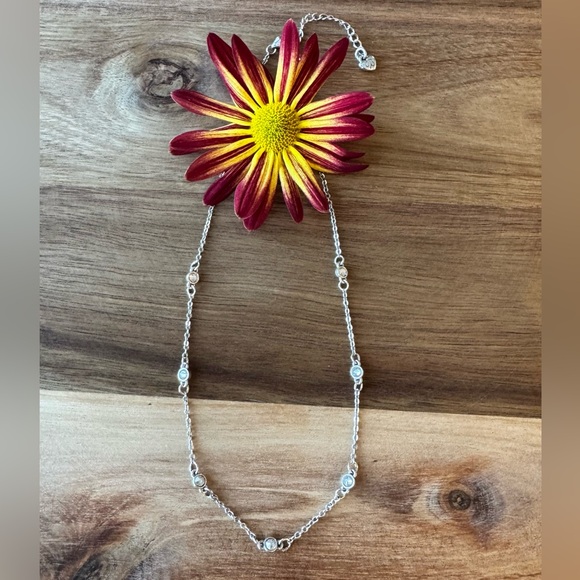 ✨ BRIGHTON Illumina Petite Collar Crystal Necklace - Picture 6 of 9
